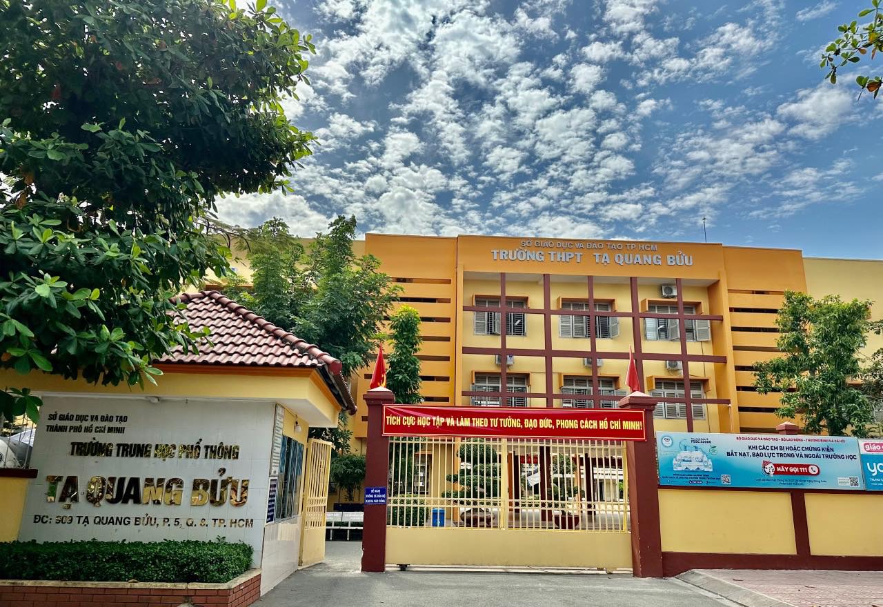 THPT Tạ Quang Bửu