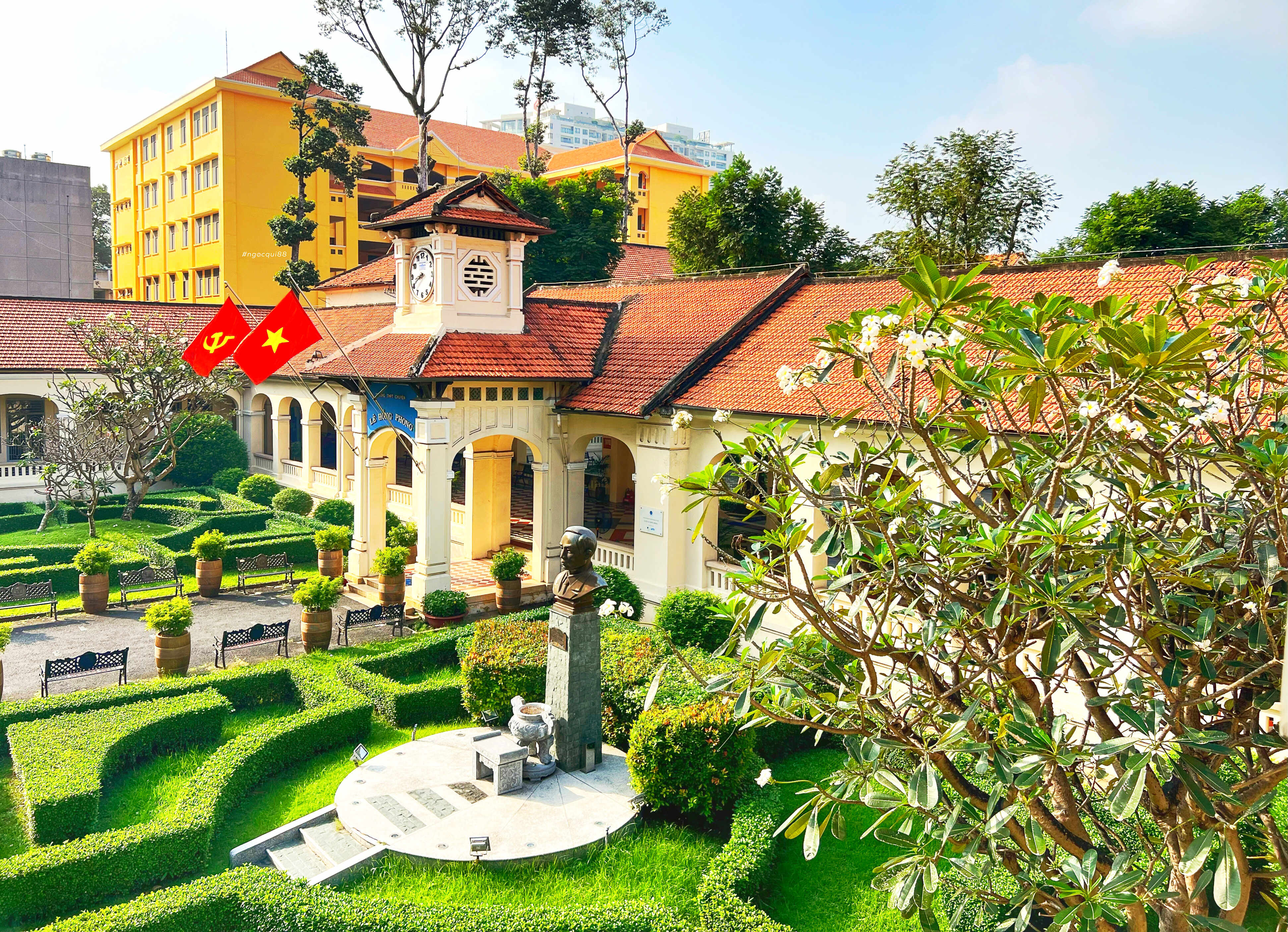 THPT chuyên Lê Hồng Phong