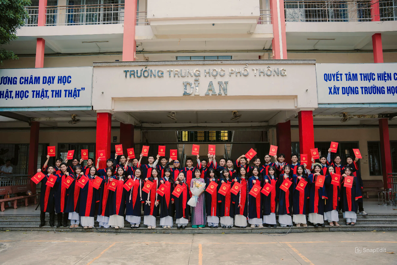 Trường THPT Dĩ An