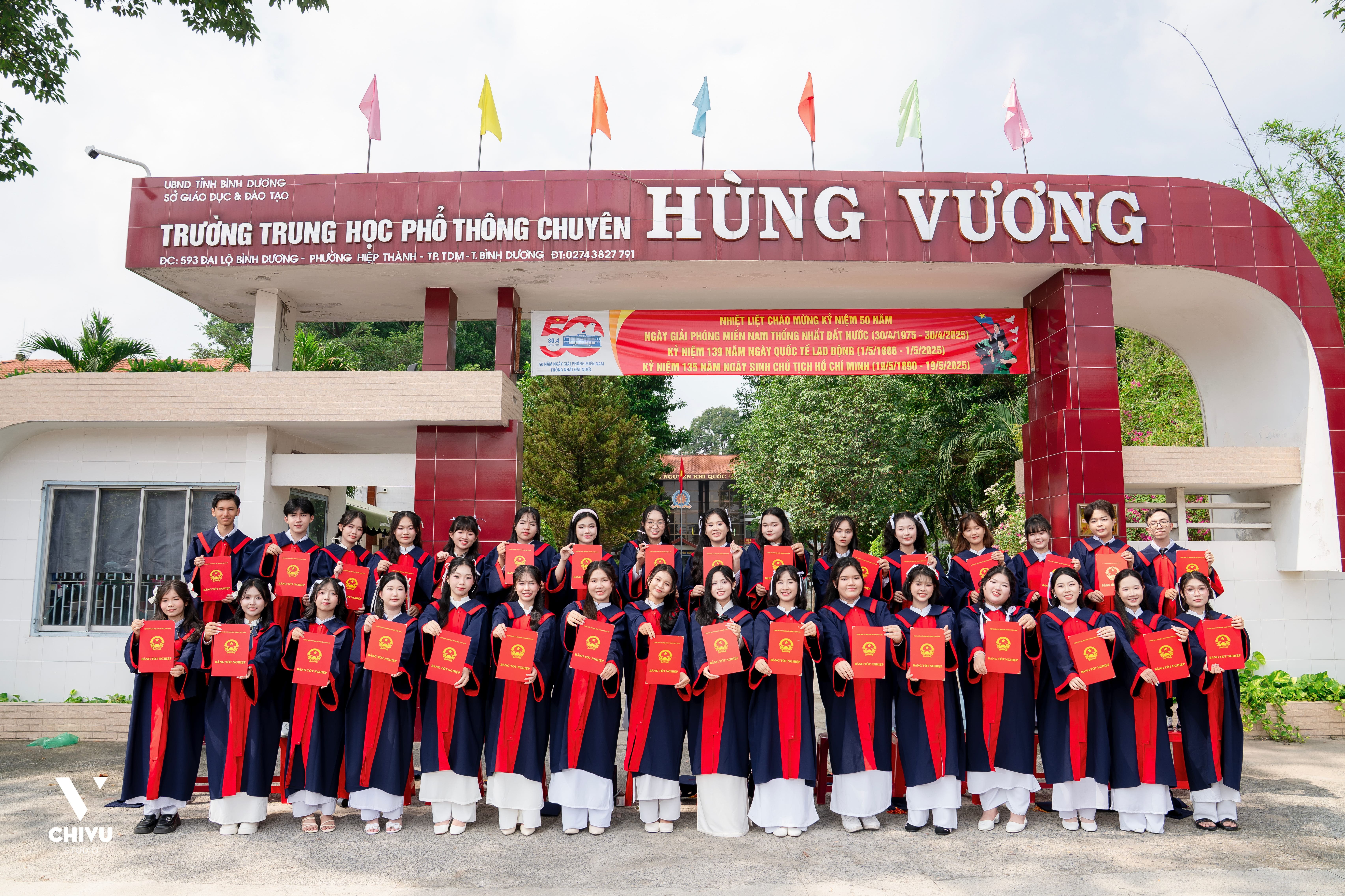 Trường THPT Chuyên Hùng Vương
