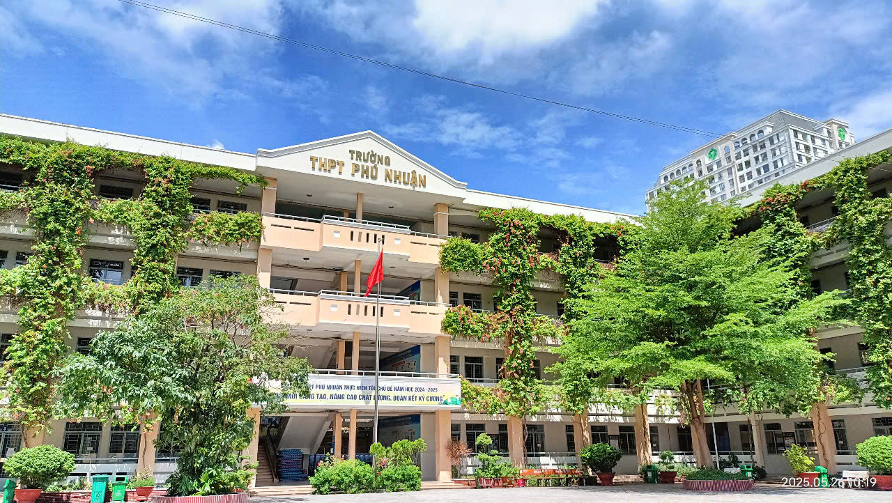 THPT Phú Nhuận